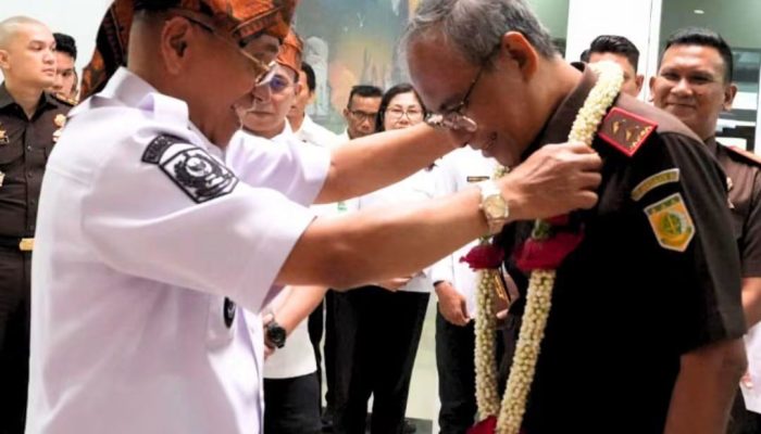 Bupati Simalungun Terima Kunjungan Kerja Kejati Sumut Muhibuddin.SH.MH Dan Para Asisten Di Kantor Bupati Simalungun